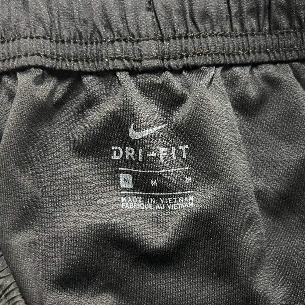 Nike Athletic Shorts Womens Size M Black Air Dri-Fit Logo Running Performance